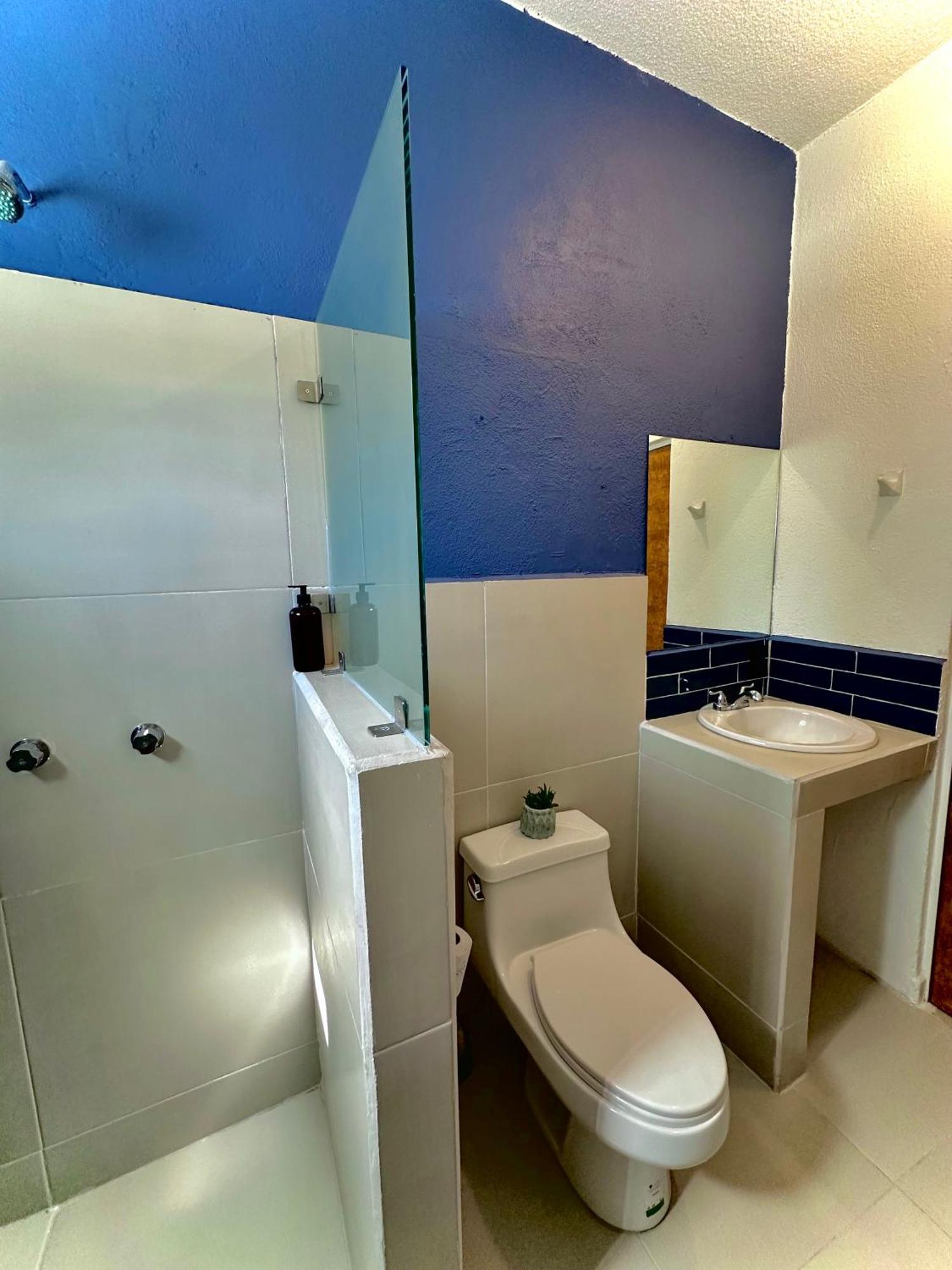 Esterito Hostel لاباز المظهر الخارجي الصورة