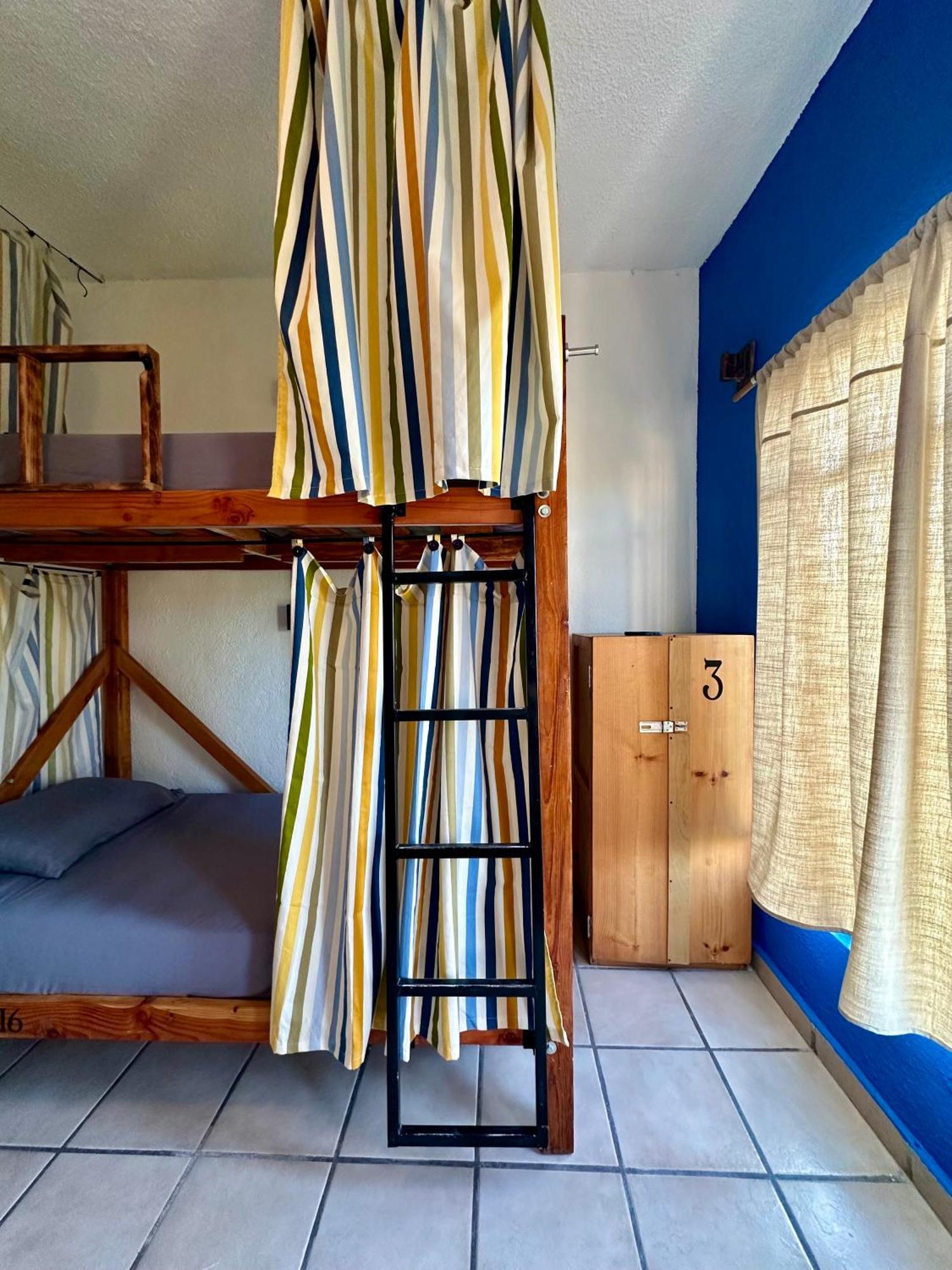 Esterito Hostel لاباز المظهر الخارجي الصورة