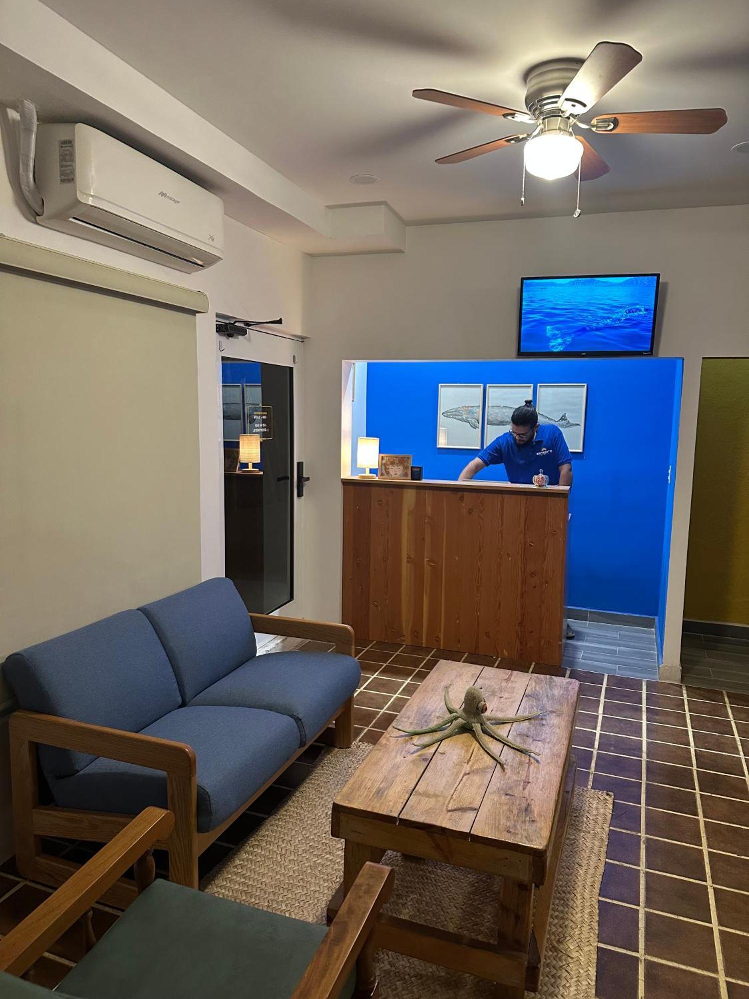Esterito Hostel لاباز المظهر الخارجي الصورة