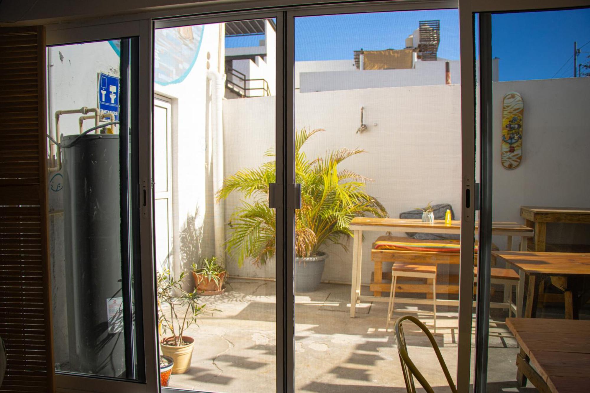 Esterito Hostel لاباز المظهر الخارجي الصورة
